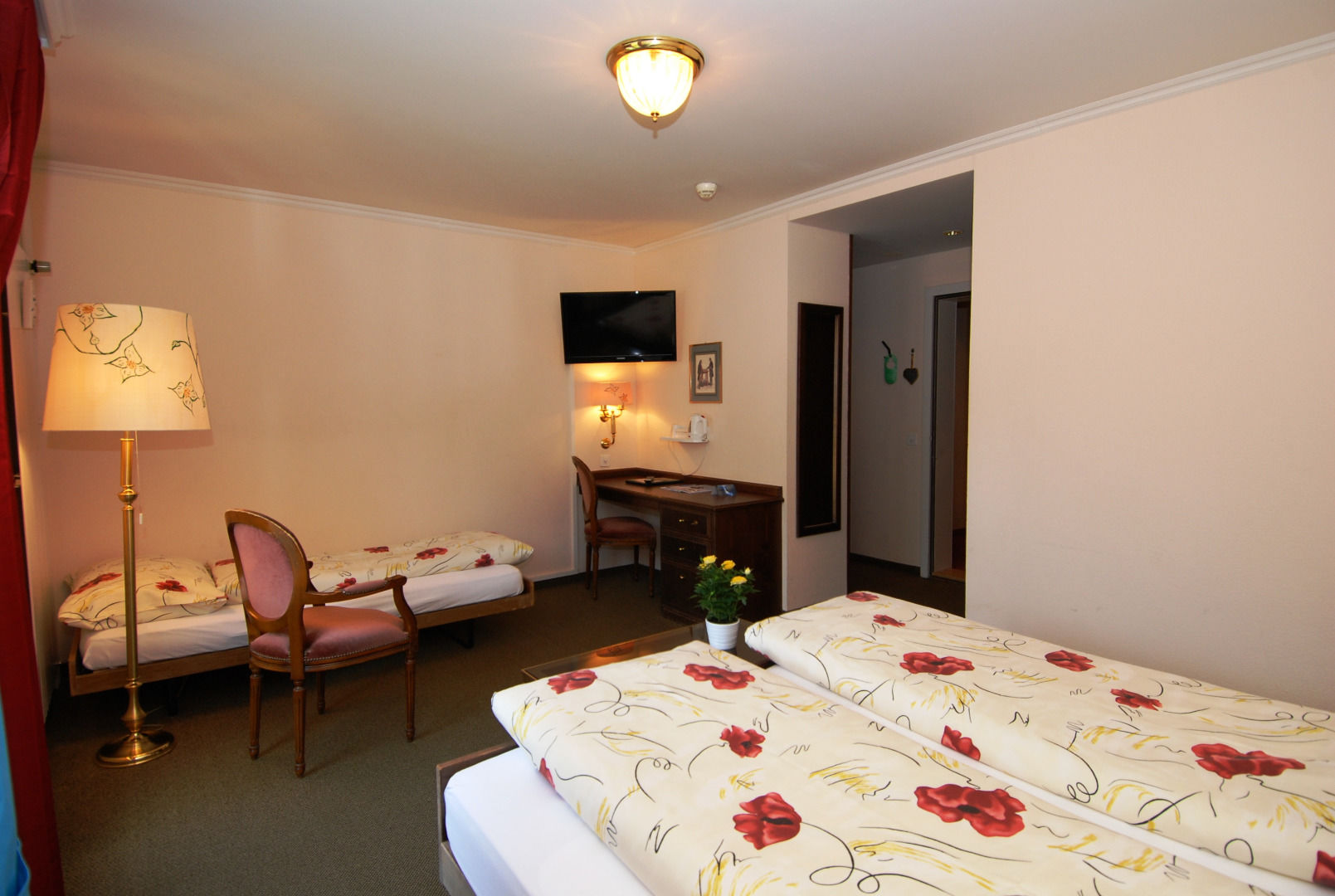 Hotel Edelweiss Енгелберг Стая снимка